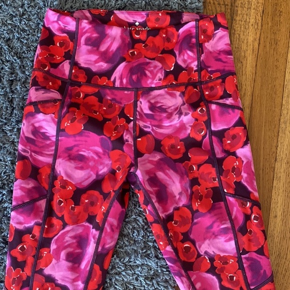 Kate Spade Electric Rose Print Leggings Size Small - Picture 6 of 14
